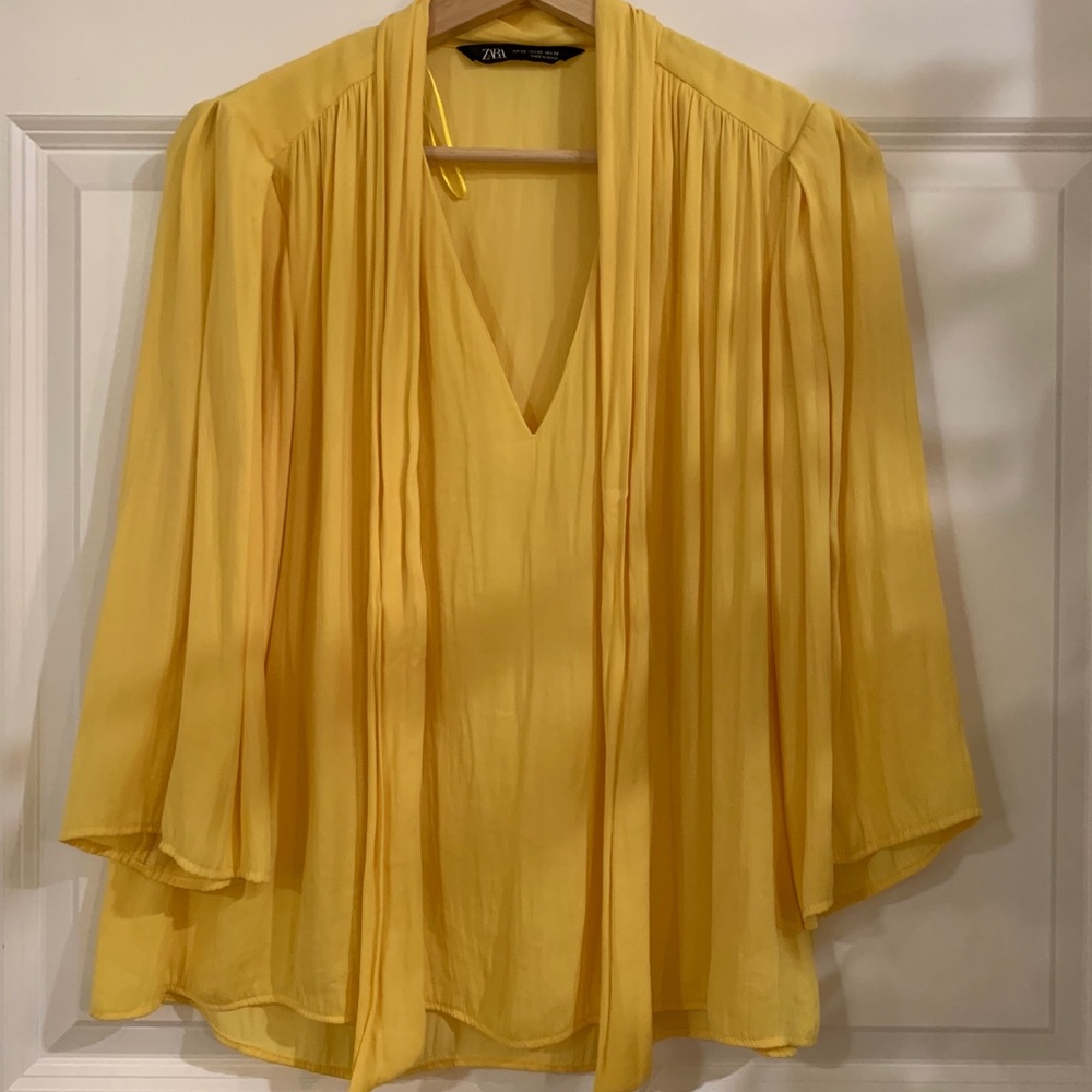 Nice blouse from Zara - Picture 2 of 5